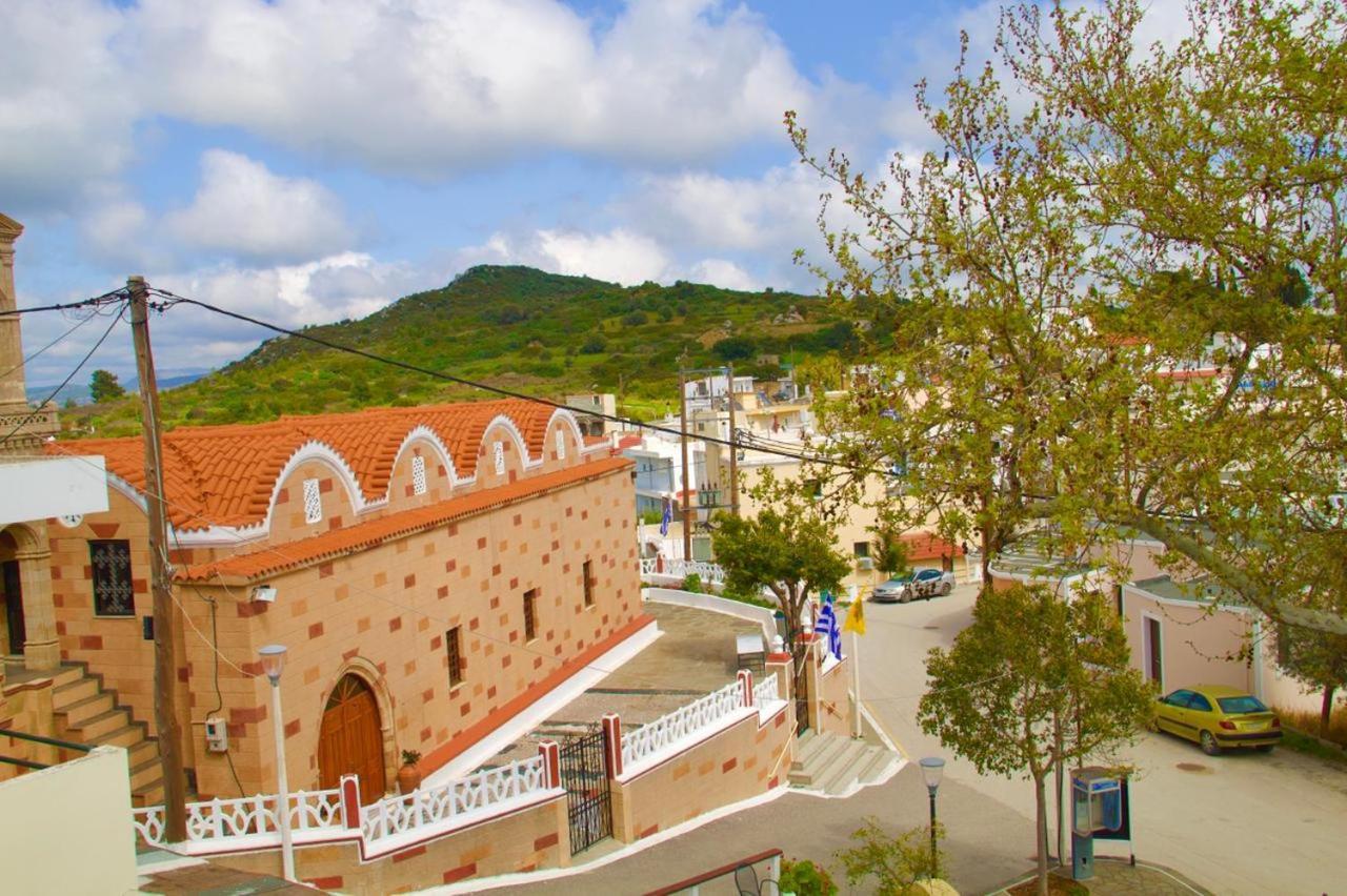 Herb & Flower Homes In Eco Village Of Laerma Laerma  Kültér fotó